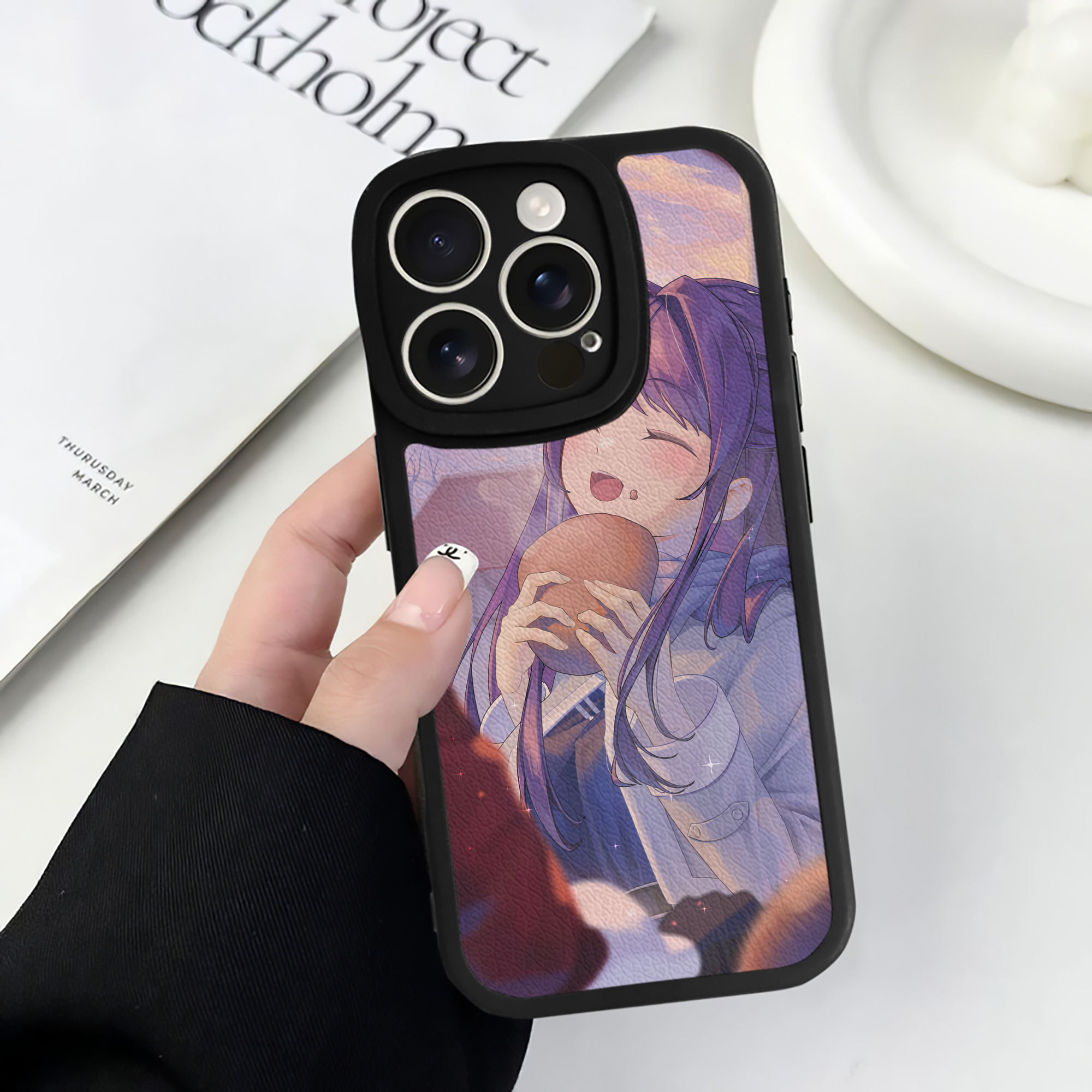 （画像用） 葬送のフリーレン Frieren 【iPhone 16シリーズ対応】シリコンスマホケース（レザー調） 材質：シリコン